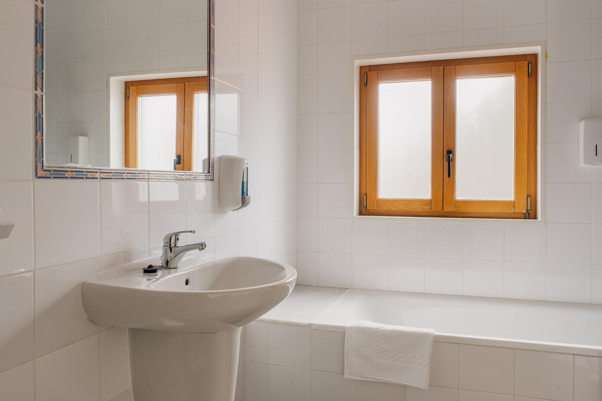 Vila Vilarino Albergue Hotel & Restaurante Ourense Luaran gambar